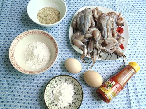 Ếch tẩm vừng chiên giòn ăn đã miệng - 1