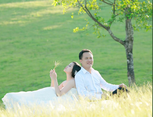 Chuyện tình cặp đôi “Không giận nhau nổi 1 ngày” - 1