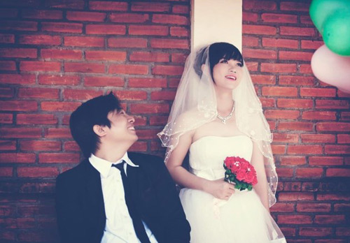 Chuyện tình cảm động của cô gái xinh đẹp và chàng trai khuyết tật - 1