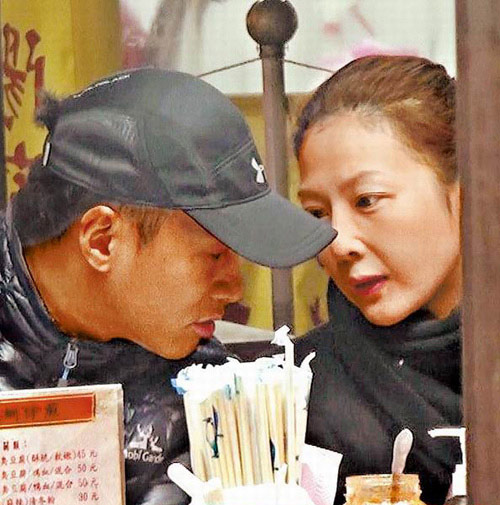 Lộ diện bạn gái lâu năm của quot;nam thầnquot; Hà Nhuận Đông - 5