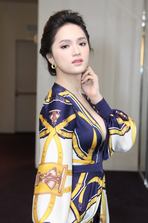 Hương Giang Idol phủ nhận tin đồn chia tay bạn trai - 2