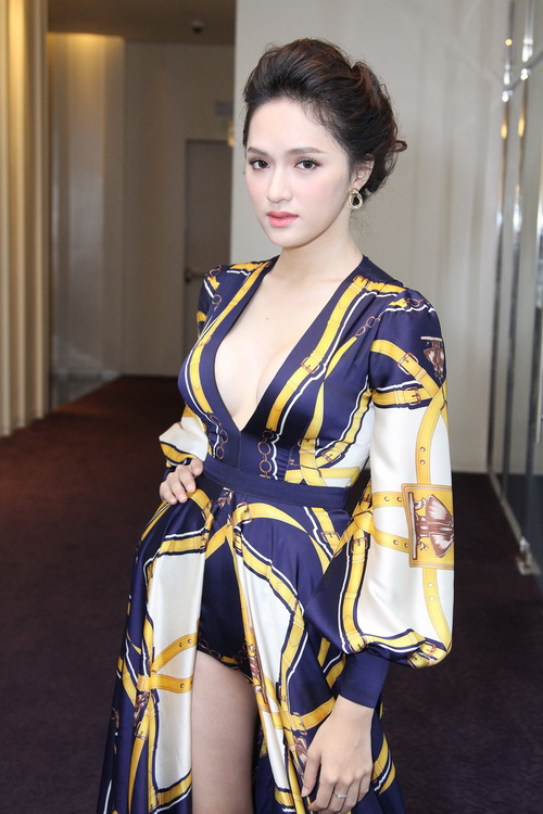 Hương Giang Idol phủ nhận tin đồn chia tay bạn trai - 5