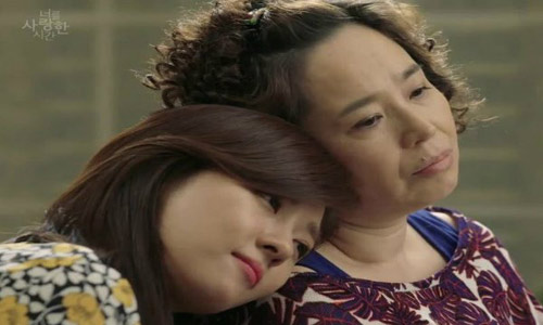 Bố mẹ chồng xông pha đi đánh ghen thay con dâu - 1