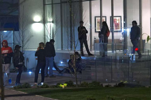 Dân Chile hốt hoảng đổ ra đường sau động đất 8,3 độ richter - 10