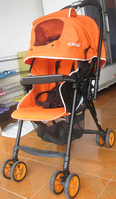 Trải nghiệm sử dụng xe đẩy Combi Well Comfort của bà mẹ trẻ - 6