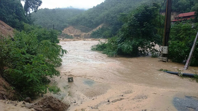 Thanh Hóa: Một huyện bị cô lập do mưa lớn - 6