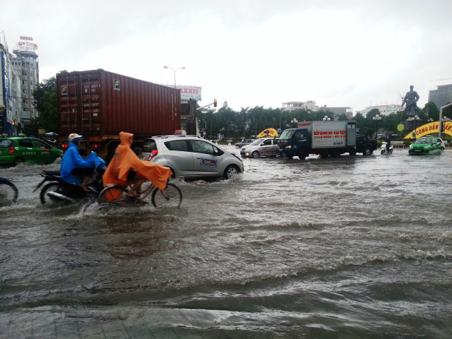 Thanh Hóa: Một huyện bị cô lập do mưa lớn - 11
