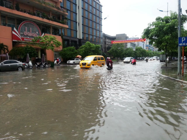 Thanh Hóa: Một huyện bị cô lập do mưa lớn - 12