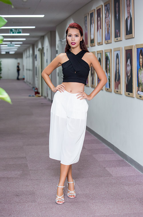 Hồng Quế lộng lẫy quot;át víaquot; hoa hậu Kỳ Duyên - 13