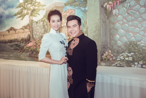 Diệp Bảo Ngọc, Á khôi Phương Thảo gợi cảm dự tiệc - 6