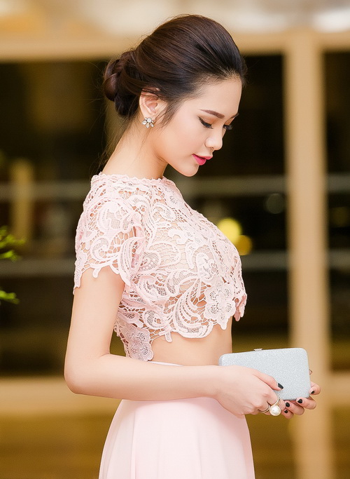 Diệp Bảo Ngọc, Á khôi Phương Thảo gợi cảm dự tiệc - 15
