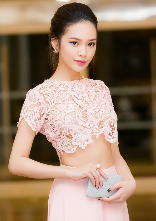 Diệp Bảo Ngọc, Á khôi Phương Thảo gợi cảm dự tiệc - 17
