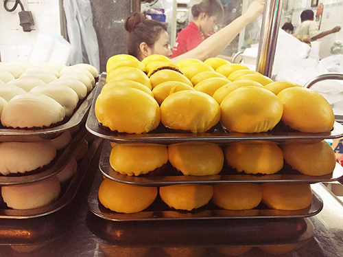 Đi ăn bánh bao kim sa ở khu người Hoa, Quận 5 - 1