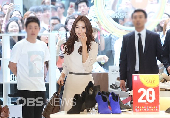 Bạn gái cũ úp mở Kim Hyun Joong không muốn nhận con - 6