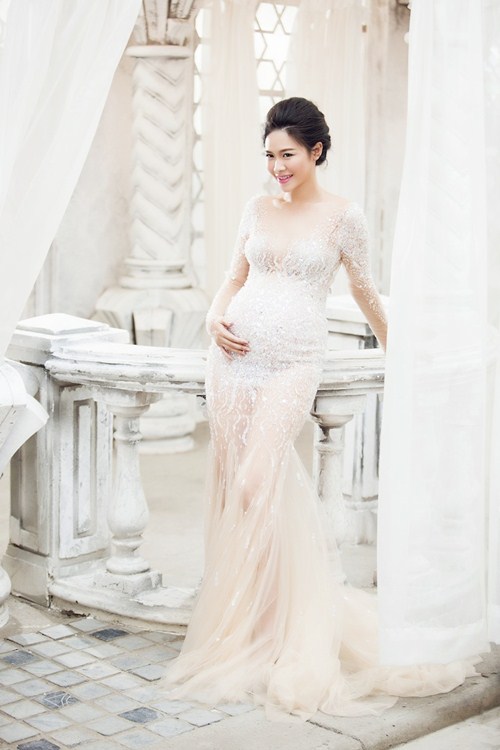 Bà xã Đăng Khôi khoe bụng bầu trước ngày lâm bồn - 8