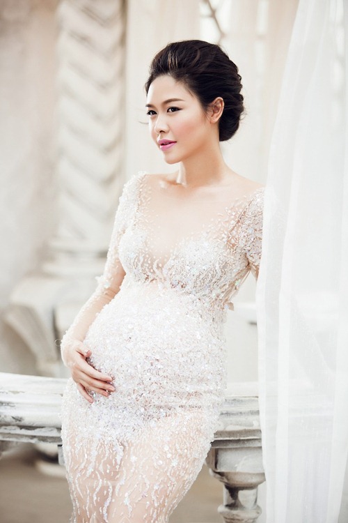 Bà xã Đăng Khôi khoe bụng bầu trước ngày lâm bồn - 9