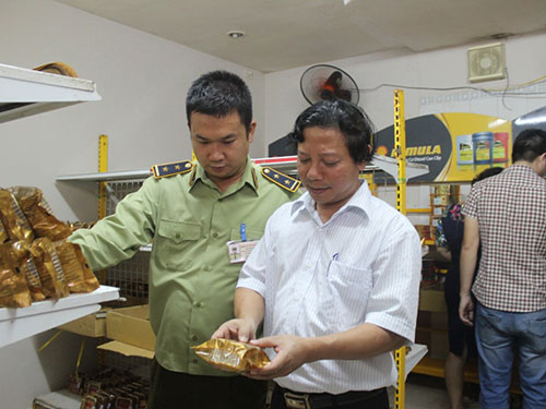 Hà Nội: Nhiều loại bánh trung thu, bánh dẻo “mù” xuất xứ - 1