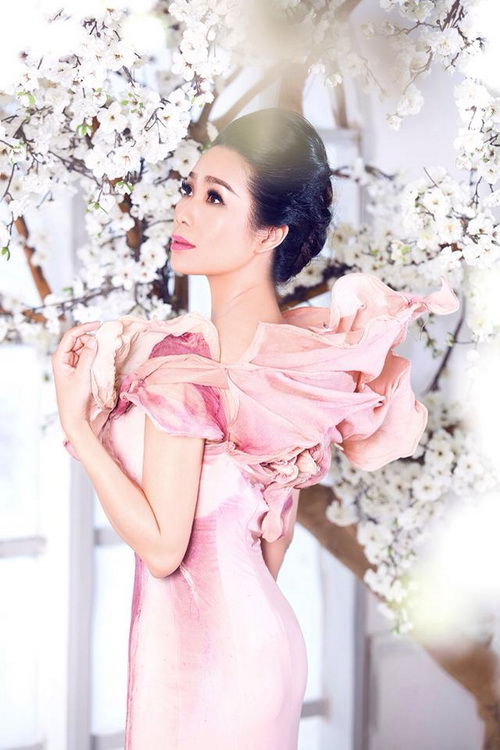Trịnh Kim Chi quot;thon như gái sonquot; sau 3 tháng sinh con - 2