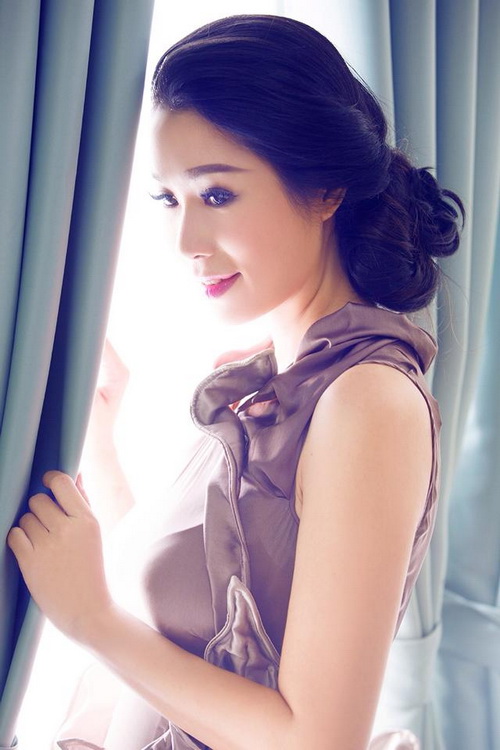 Trịnh Kim Chi quot;thon như gái sonquot; sau 3 tháng sinh con - 8