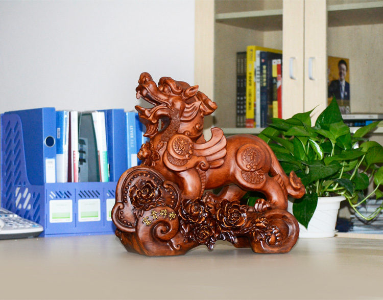 Phụ nữ đến tháng, có thai,...tránh chạm vào Tỳ Hưu - 3