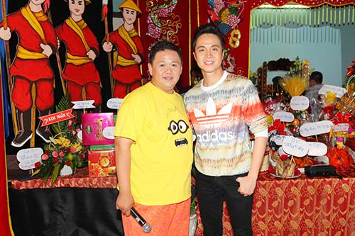 Trương Hải Vân diện áo dài đi cúng Tổ nghề - 6