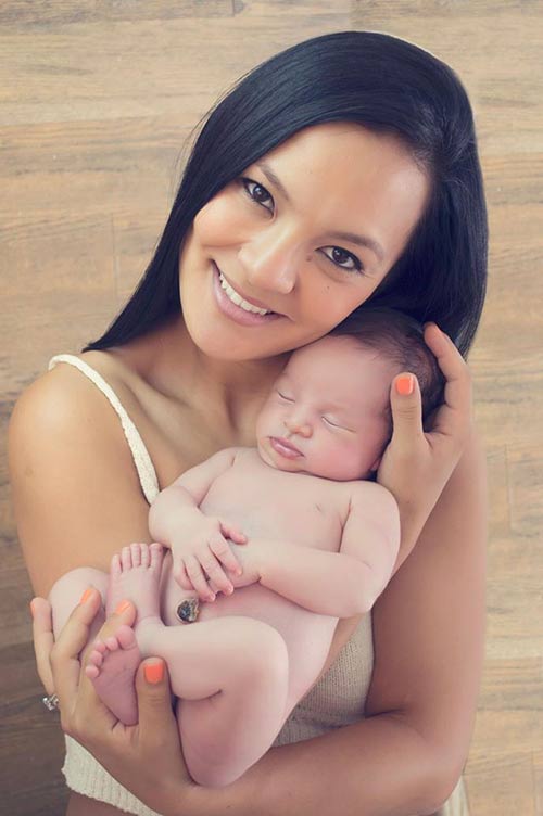 “Mê mẩn” với vợ đẹp con xinh của Nick Vujicic - 3