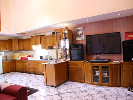 Khám phá biệt thự triệu USD của nam ca sĩ Khánh Phương - 5