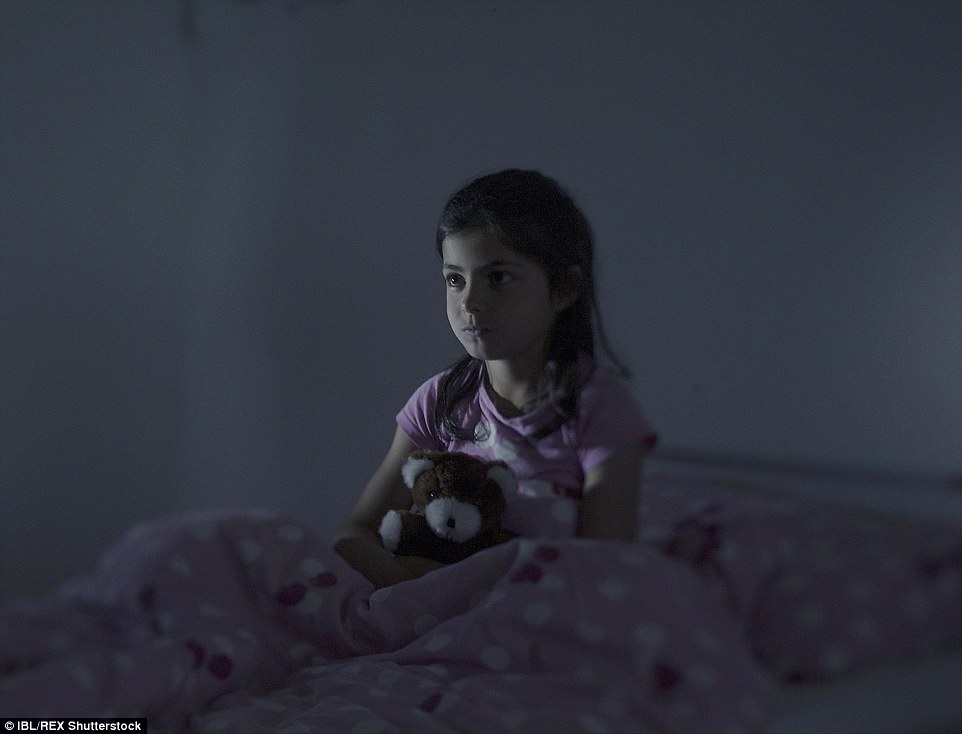 Xót thương cảnh #039;màn trời chiếu đất#039; của trẻ tị nạn Syria - 10