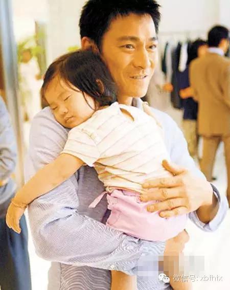Đây mới chính là những ông chồng quot;soái caquot; của làng giải trí Cbiz - 8