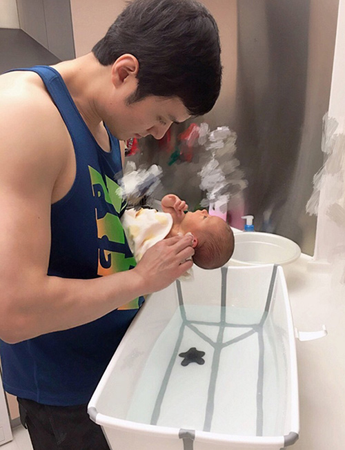 Đây mới chính là những ông chồng quot;soái caquot; của làng giải trí Cbiz - 4