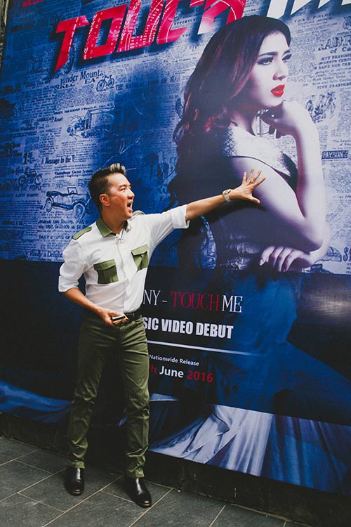 Tố Ny quá đỗi gợi cảm khiến quot;thầyquot; Đàm Vĩnh Hưng sửng sốt - 4