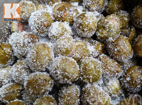 Cách ngâm nước sấu ngon, mát lạnh ngày hè - 4