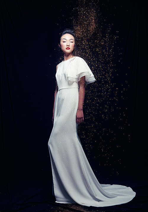 Em gái Trang Khiếu làm người mẫu không thua kém chị - 9