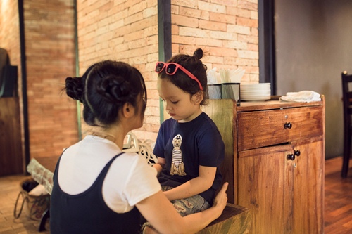 Diva Hồng Nhung cột tóc quot;Na Traquot;, đưa Tôm - Tép đi chơi đầu tuần - 6