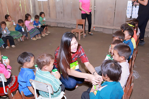 Hoa khôi Diệu Ngọc chuẩn bị xây trường cho trẻ em vùng cao - 6