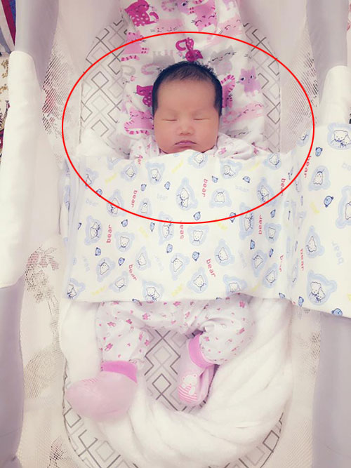 Mẹo giúp con không trào ngược thực quản khi nằm của mẹ “vạn người mê” - 5