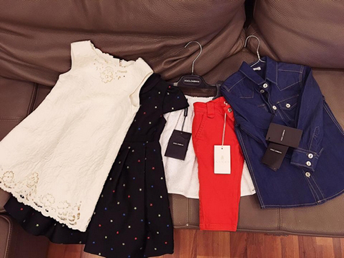 Tủ đồ hiệu của hai quot;cục cưngquot; nhà Elly Trần rất đáng để ghen tị - 9