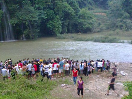 Xót thương những SV mãi ra đi trên đường tình nguyện - 2