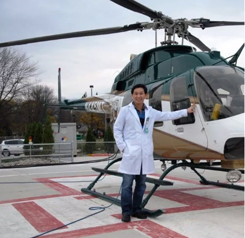 Chuyện chưa biết về #039;bác sĩ 4H#039; từ chối lương #039;khủng#039; tại Mỹ - 2