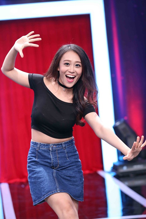 Hari Won sợ hãi, mếu máo vì siêu nhân xoay cổ 180 độ - 17