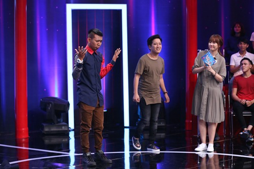 Hari Won sợ hãi, mếu máo vì siêu nhân xoay cổ 180 độ - 9