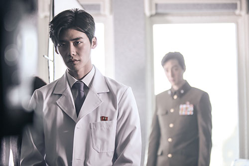 Lee Jong Suk - Mỹ nam quot;số nhọquot; của màn ảnh Hàn - 4