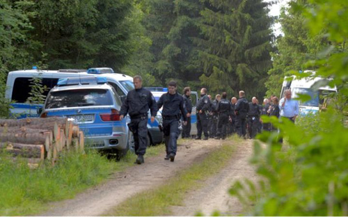 Phát hiện thi thể bé gái Đức mất tích cách đây 15 năm - 1