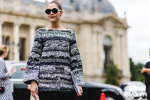 quot;Run rẩyquot; ngắm tín đồ thời trang đi xem show Chanel - 8