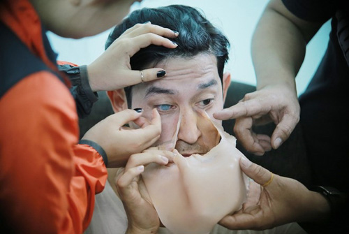 Huy Khánh: “Con gái tôi muốn bố mẹ làm đám cưới” - 5