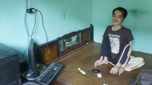 Bi kịch của chàng trai ngày cưới phải nhờ em trai đóng thế chú rể - 1