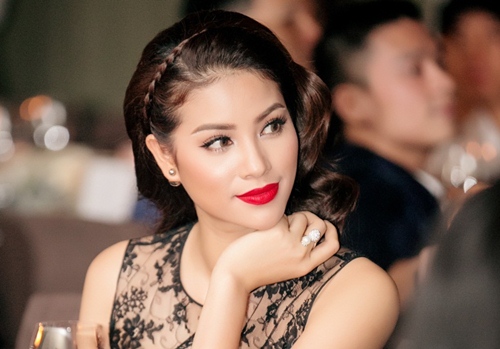 HH Phạm Hương quyến rũ mọi góc nhìn tại sự kiện - 9
