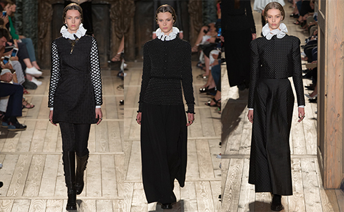 Valentino tái hiện kịch Shakespeare trong BST cao cấp - 12