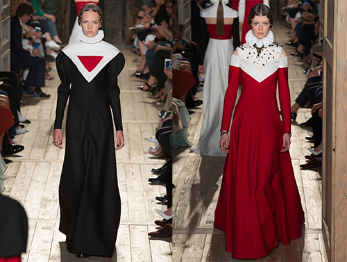 Valentino tái hiện kịch Shakespeare trong BST cao cấp - 19