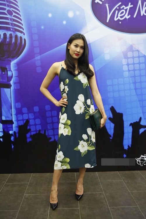 3 quý tử nhà Bằng Kiều theo Dương Mỹ Linh đi cổ vũ bố - 1